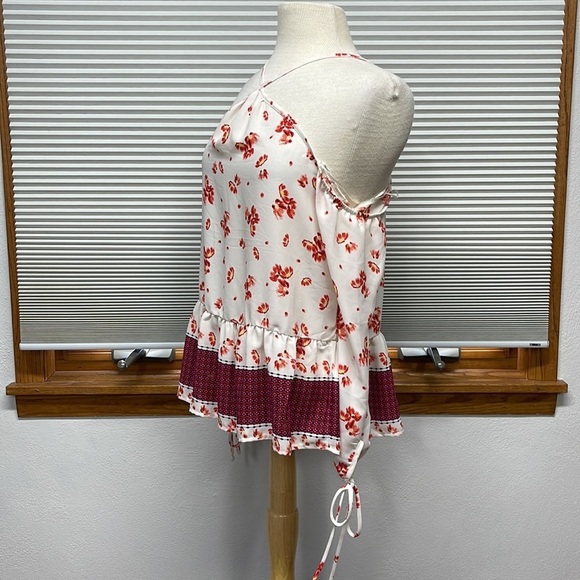 Sienna Sky NWT White and Pink Floral Print Cold Shoulder Peplum Top Size XS - Picture 7 of 10